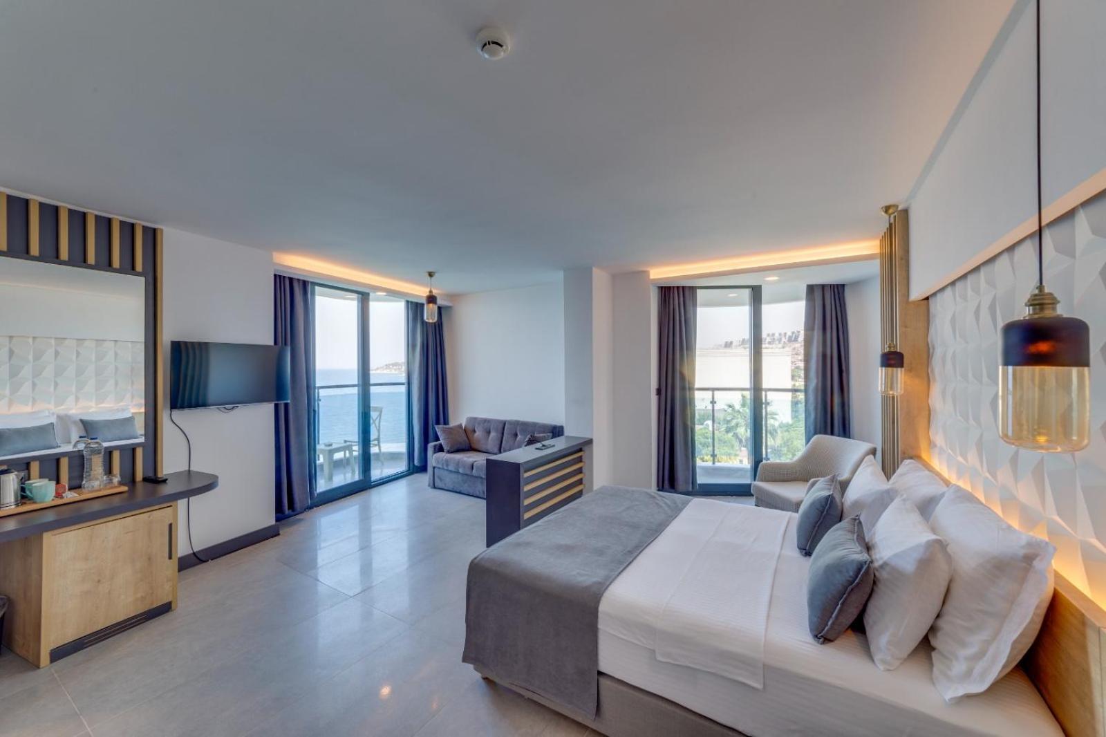 Signature Blue Resort クシャダス エクステリア 写真