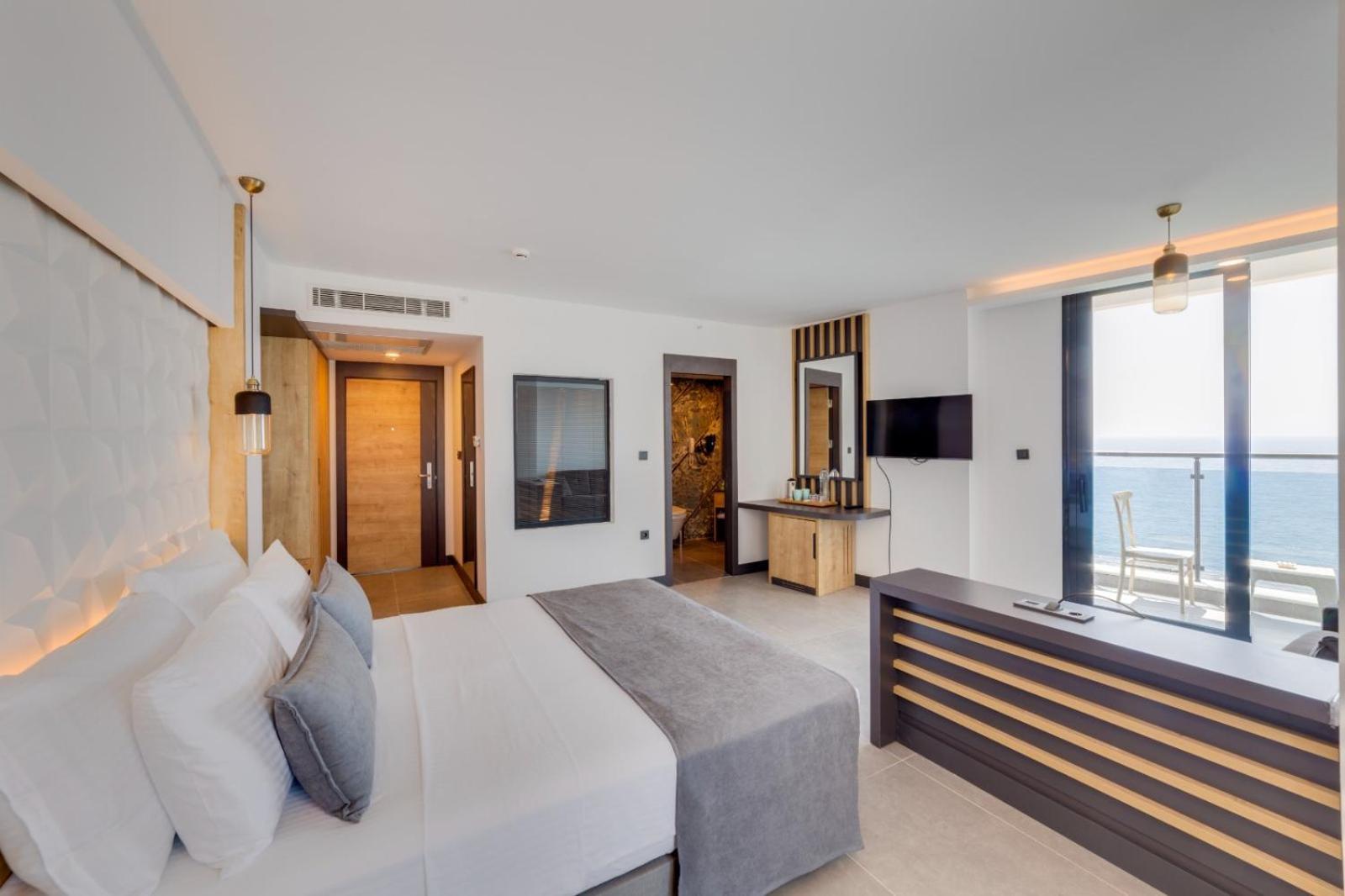 Signature Blue Resort クシャダス エクステリア 写真